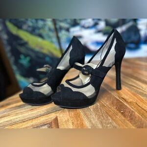 Levity Mary Jane Heels Mesh & Black Suede Sz 6 prom evening wedding formal